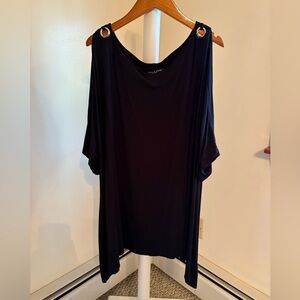 Cable & Gauge Black Women's Cold-Shoulder Top with Silver Details — Size 1X